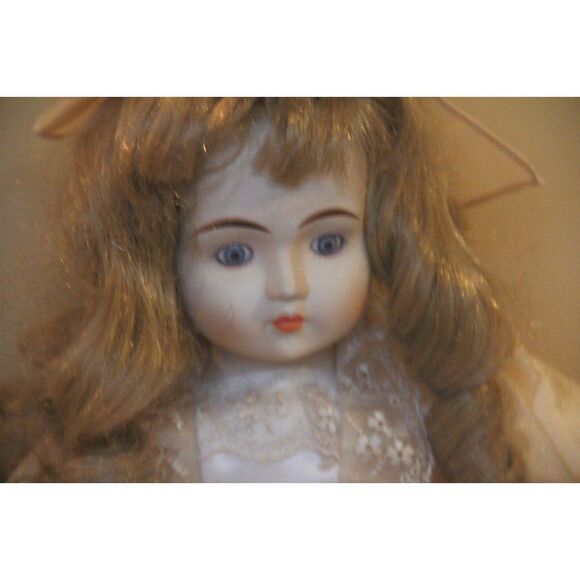 Thorens Mann musical doll Swiss music 17" - Picture 2 of 10